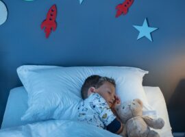 子どもの睡眠・家族の安眠