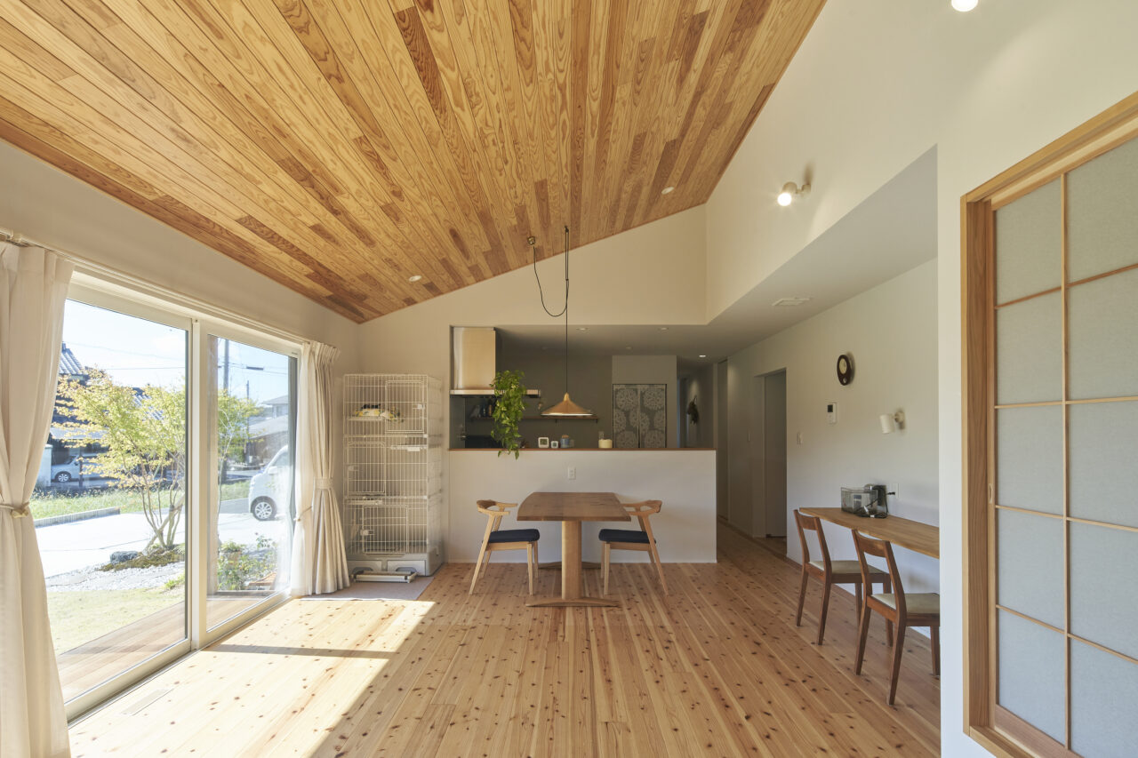 ペットと過ごしやすいリビング