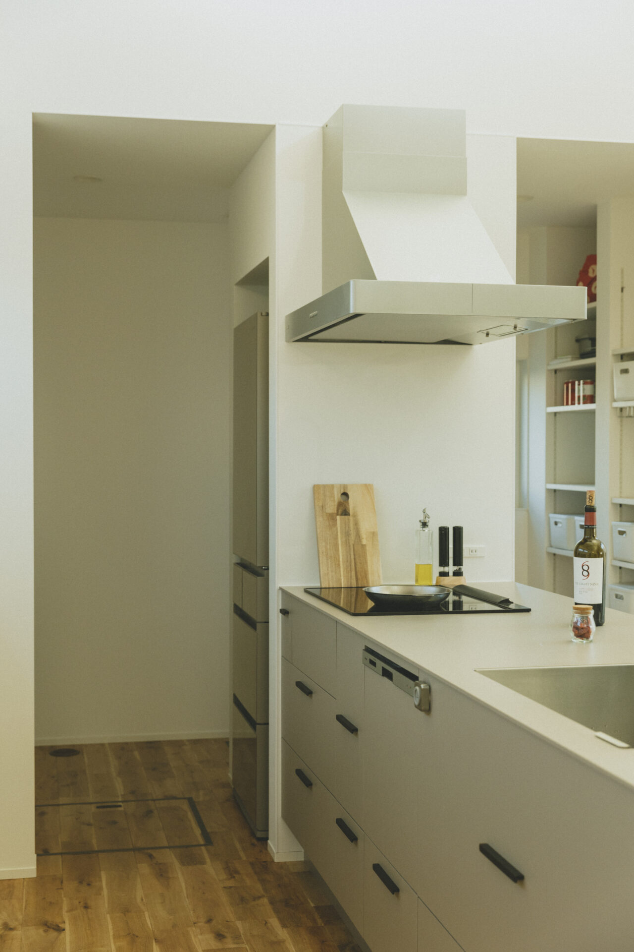 夫婦で料理を楽しむためキッチンは広めに