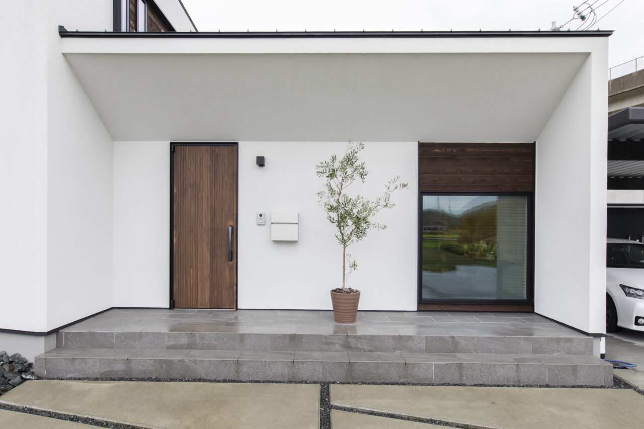 断熱性や防犯性にも優れています