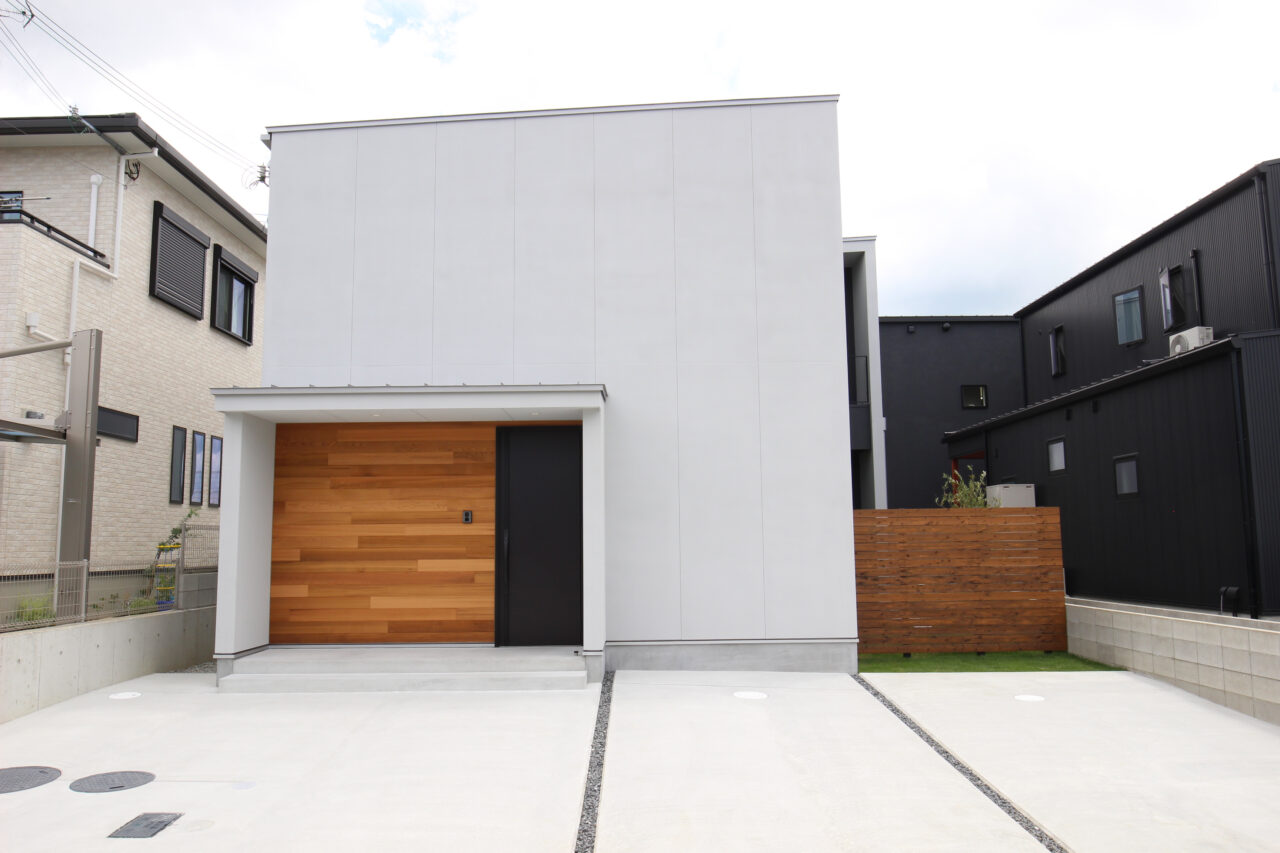 板張り外壁の外観