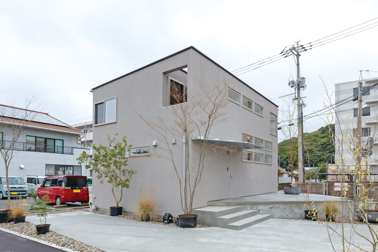 外装と一体化させた玄関