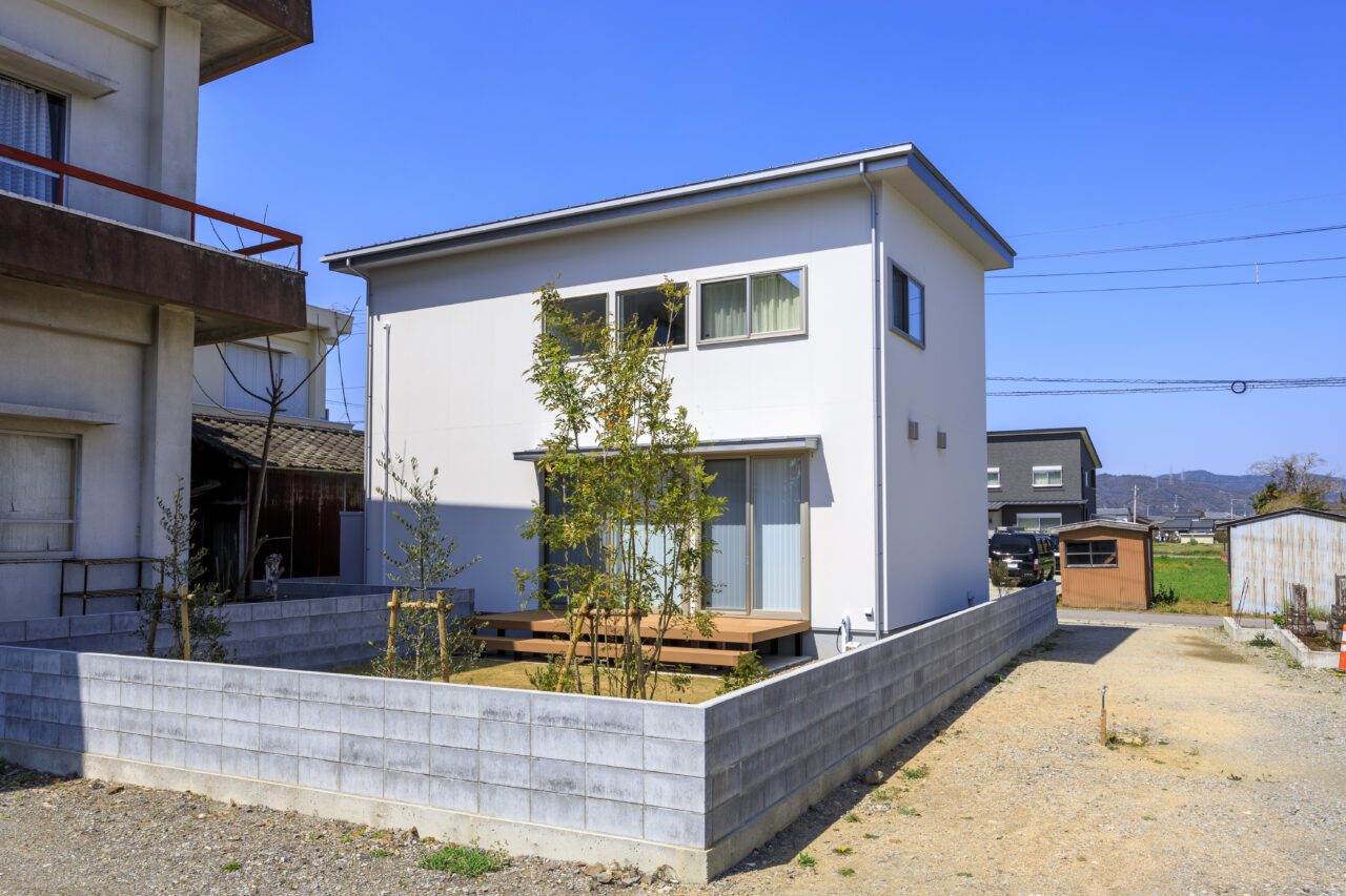 シンボルツリーのあるお庭