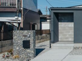 ガビオン門柱にポスト
